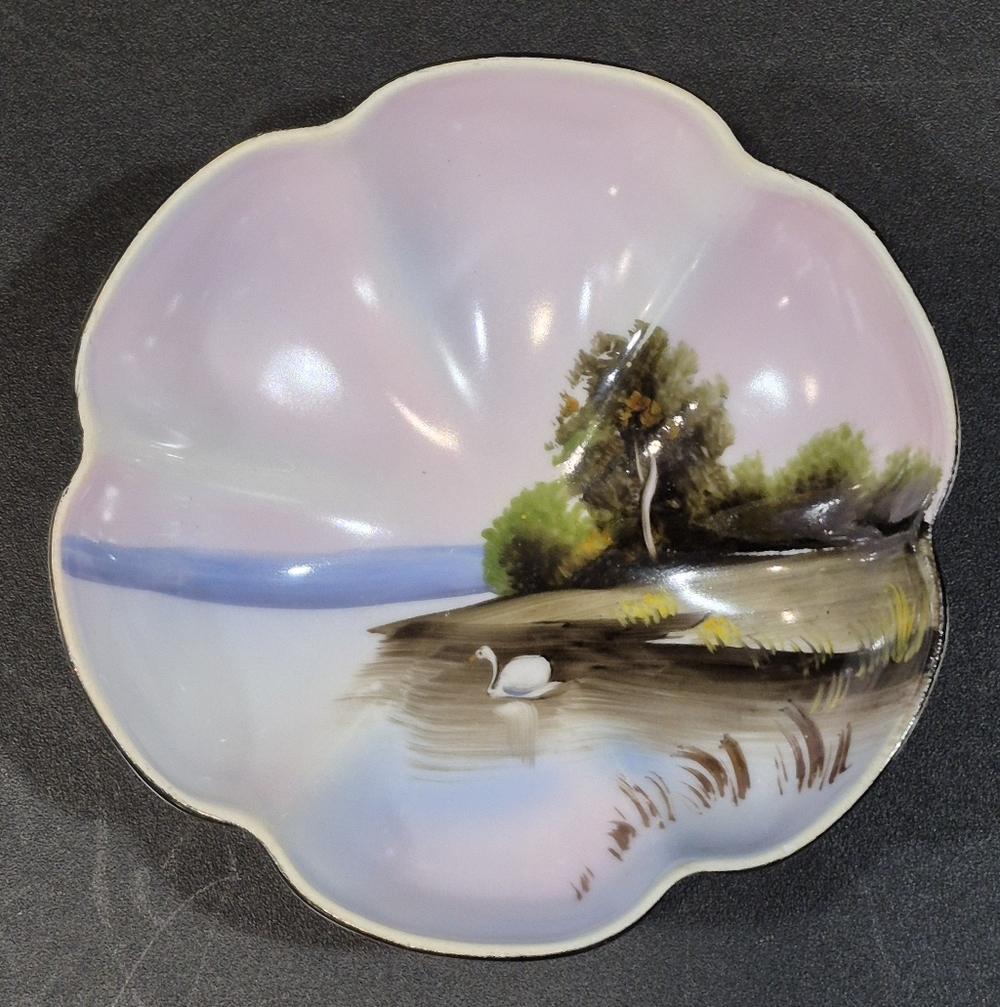 Noritake Vintage Scalloped Edge Decorative Dish